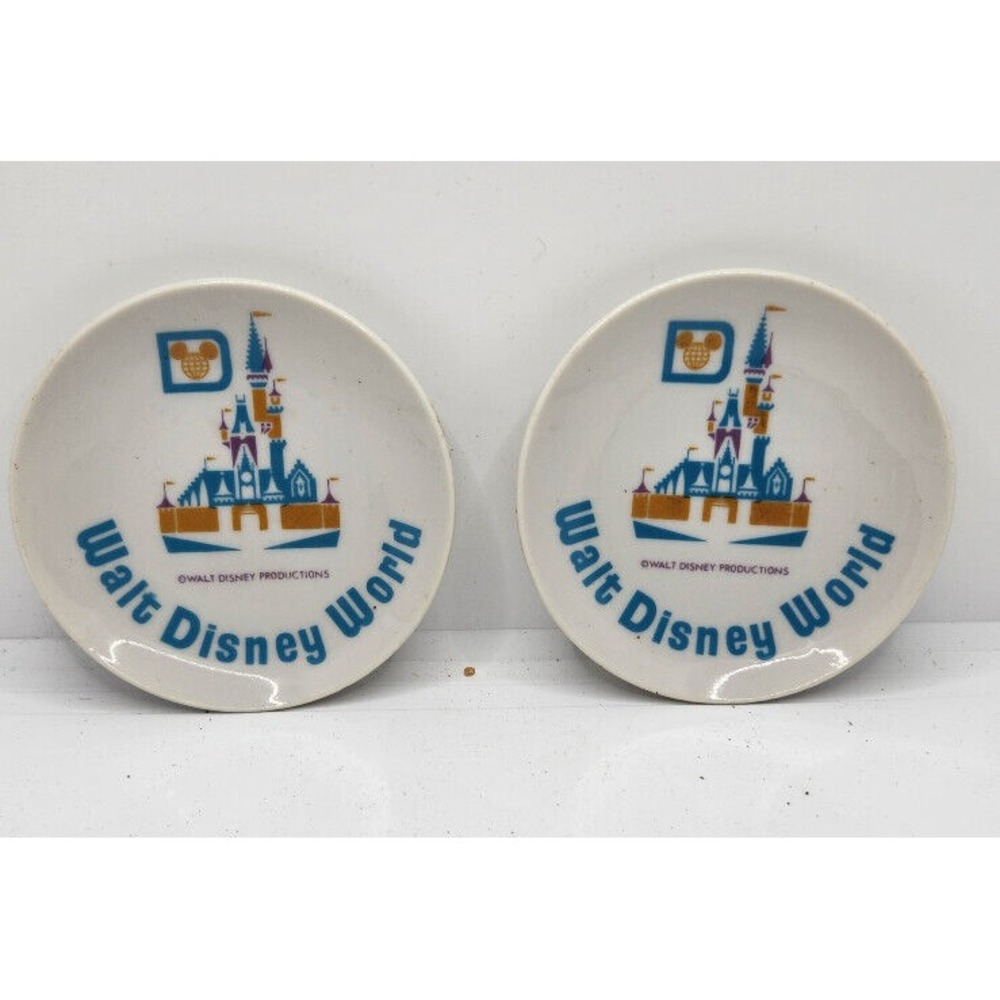 2 Walt Disney‎ World Saucers 4 Inches marked Japan